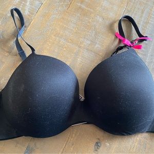 Victoria Secret Bra.